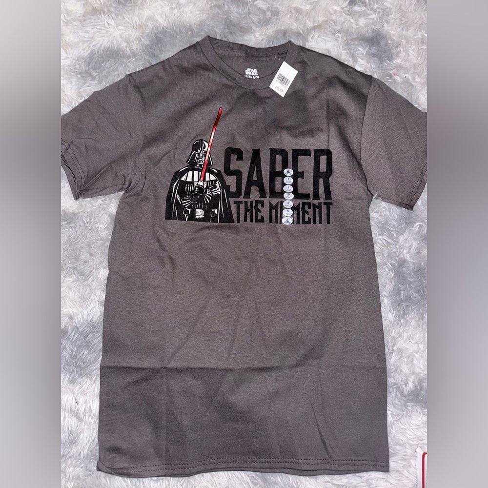 Star Wars ‘Saber The Moment’ Gray Graphic Tee - Unisex Sizing Small NWT